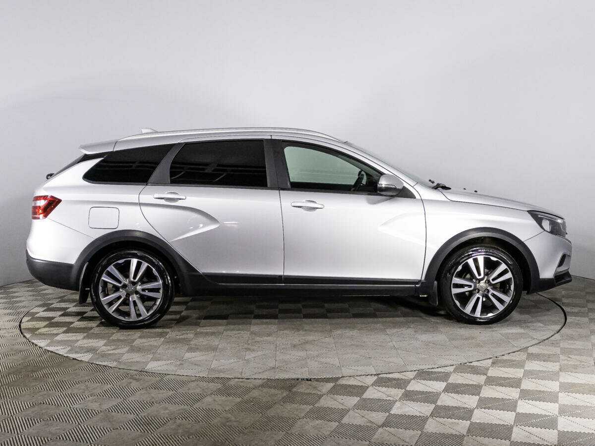 Lada (ВАЗ) Vesta SW, 2019 - фото №4